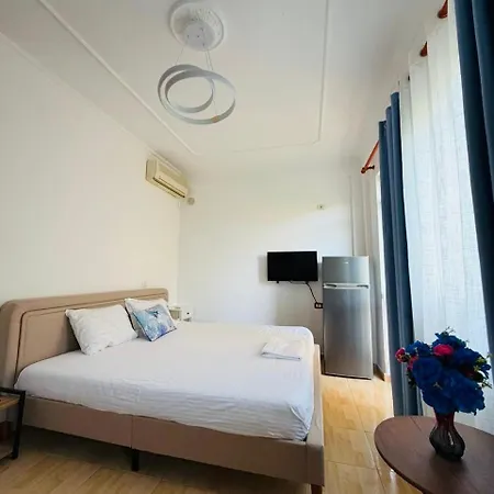 Olta House Apartamento Golem (Tirana)